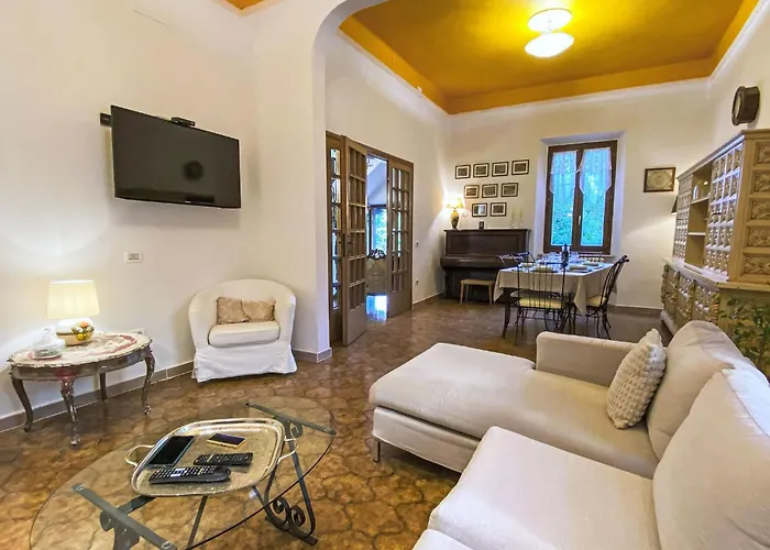 La Pausa By Interhome * מונטה קטיני ואל די צ'צ'ינה