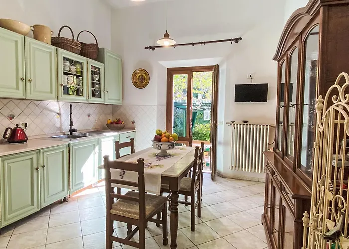 La Pausa By Interhome בית נופש מונטה קטיני ואל די צ'צ'ינה